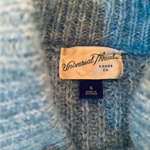 Universal Thread (Target) Blue Knit Sweater - Picture 3 of 4
